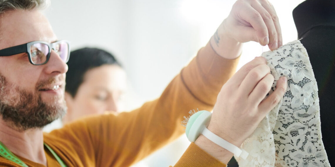 Tavaszi Szellők: A 2024-es Év Legdivatosabb Tavaszi Esküvői Ruha Trendjei Tavaszi Szellők: A 2024-es Év Legdivatosabb Tavaszi Esküvői Ruha Trendjei