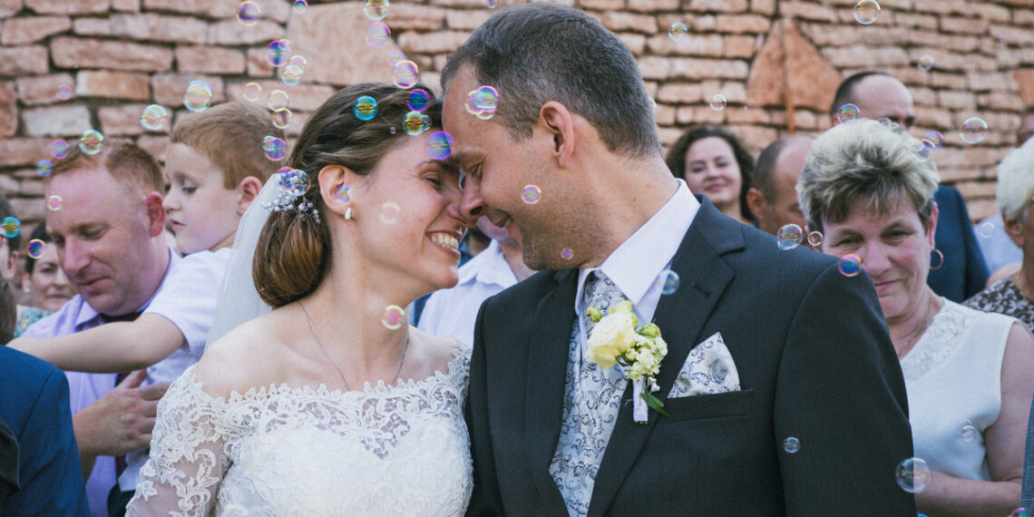 Realwedding – Dóri és Peti: Az Isten Áldotta Szeretet Ünnepe