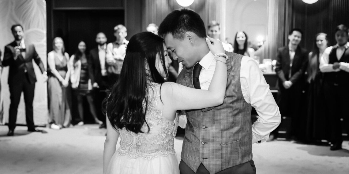 RealWedding – Hugo és Christine: Tengerentúli Szerelem Budapest Szívében