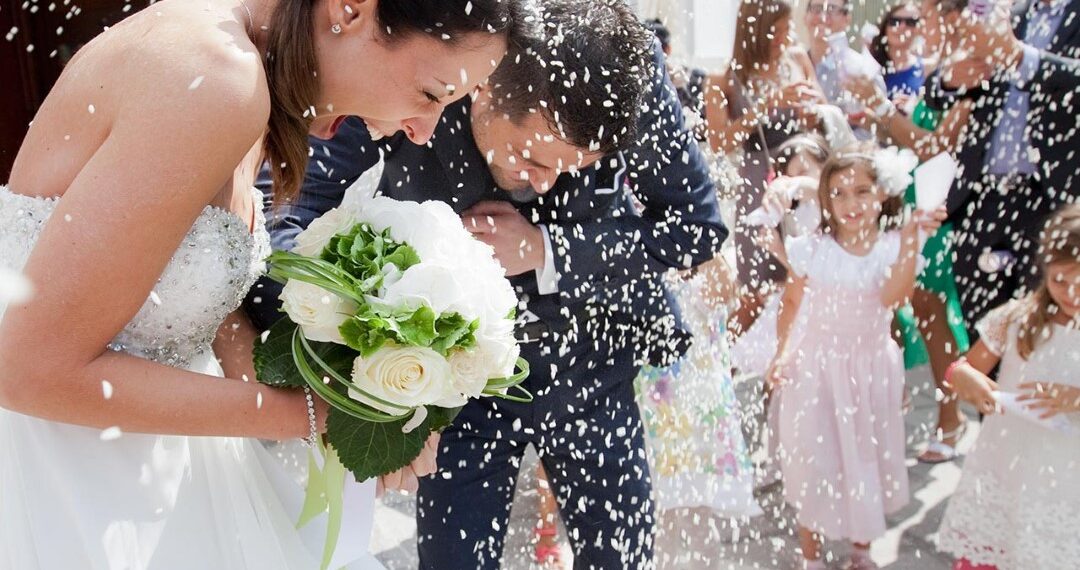 Köszönetnyilvánítás és jó hangulat: Tippek az esküvői vacsora elejéhez Köszönetnyilvánítás és jó hangulat: Tippek az esküvői vacsora elejéhez