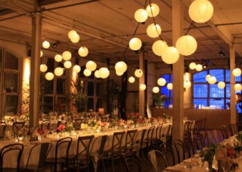 „Esküvő a Szabadtéren: Íme, Hogyan Készülj Fel a Legrosszabbra!” „Esküvő a Szabadtéren: Íme, Hogyan Készülj Fel a Legrosszabbra!”