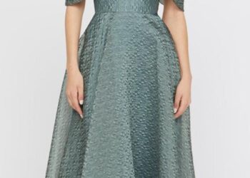 22 Anyai Esküvői Ruha, Ami Minden Helyszínre Tökéletes 2026-ban