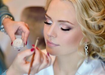 21 Dolog, Amelyet a Menyasszonyok Mindig Megbánnak – Tanácsok a Hibák Elkerülésére 21 Dolog, Amelyet a Menyasszonyok Mindig Megbánnak – Tanácsok a Hibák Elkerülésére