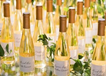 Ülőhely Kártya Ötletek Minden Esküvő Stílushoz Ülőhely Kártya Ötletek Minden Esküvő Stílushoz